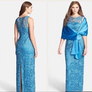 Adrianna Papell Long lace blue dress